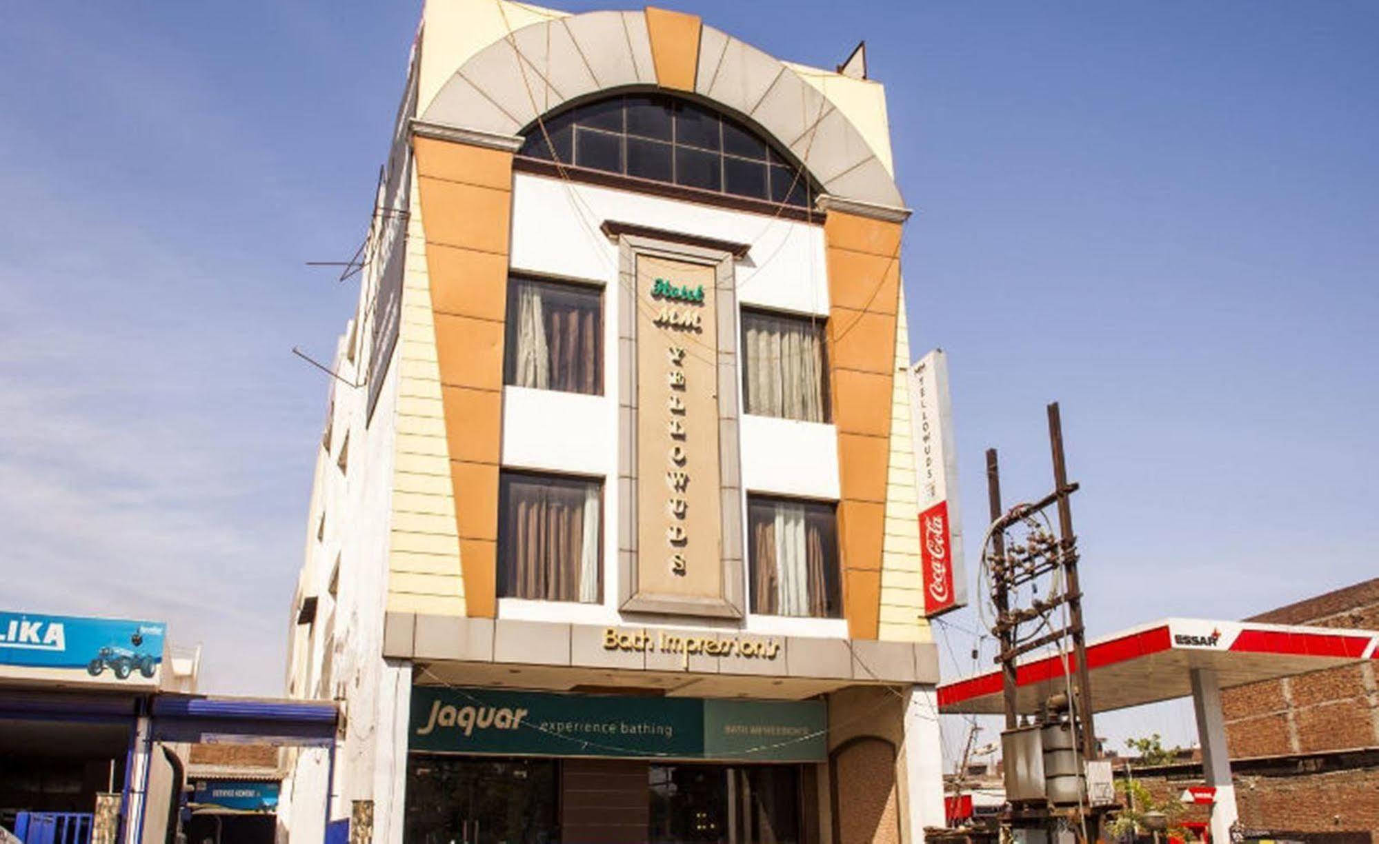 Hotel Mm Yellowuds Amritsar Extérieur photo